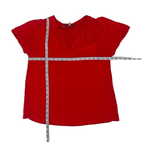 Collective Concepts Short Sleeve V-Neck Flutter Sleeve Blouse Size Small Women's - Picture 4 of 5